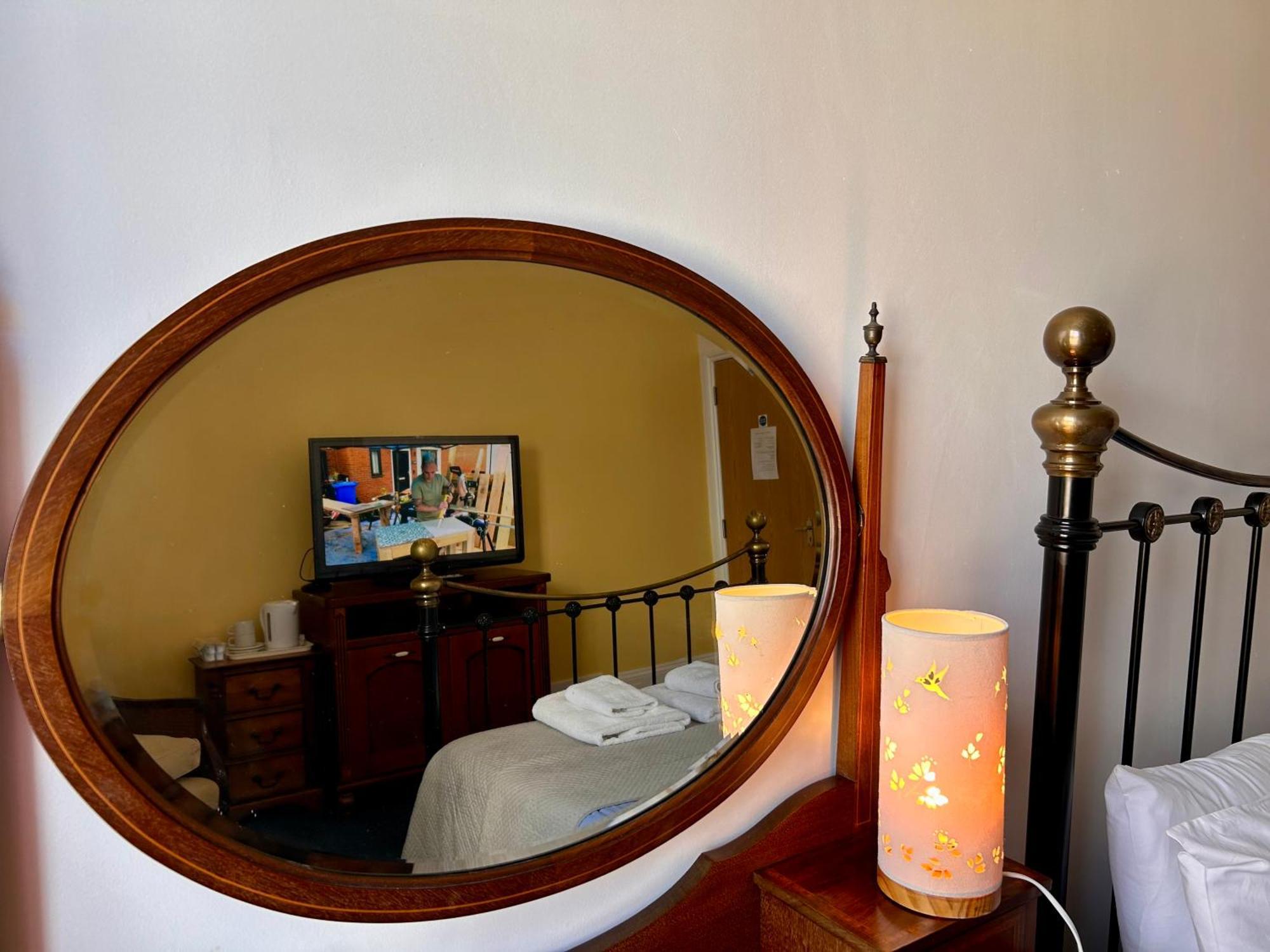 Clarence Quarters Self-Catering Guest House Portsmouth Eksteriør billede
