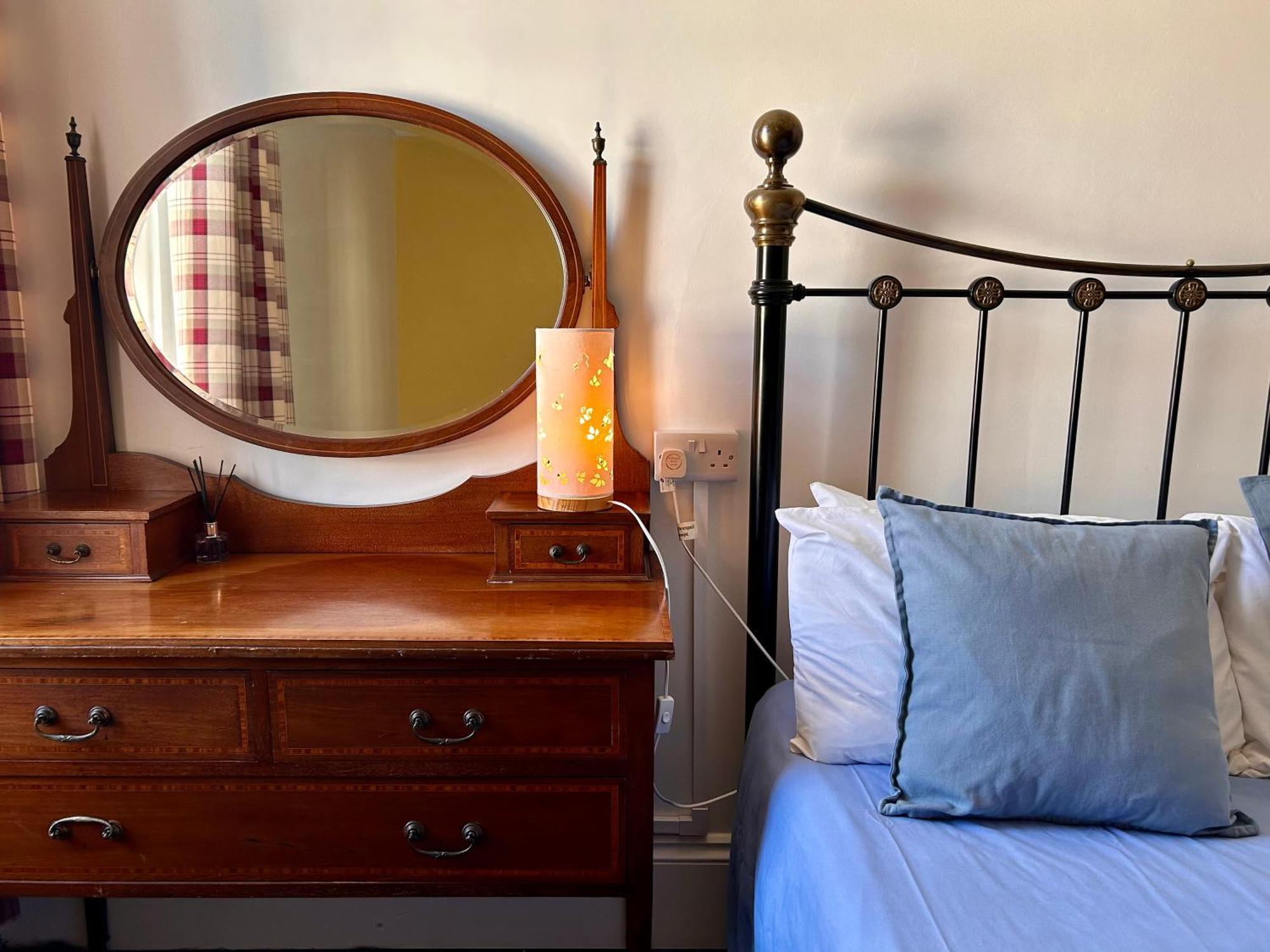 Clarence Quarters Self-Catering Guest House Portsmouth Eksteriør billede
