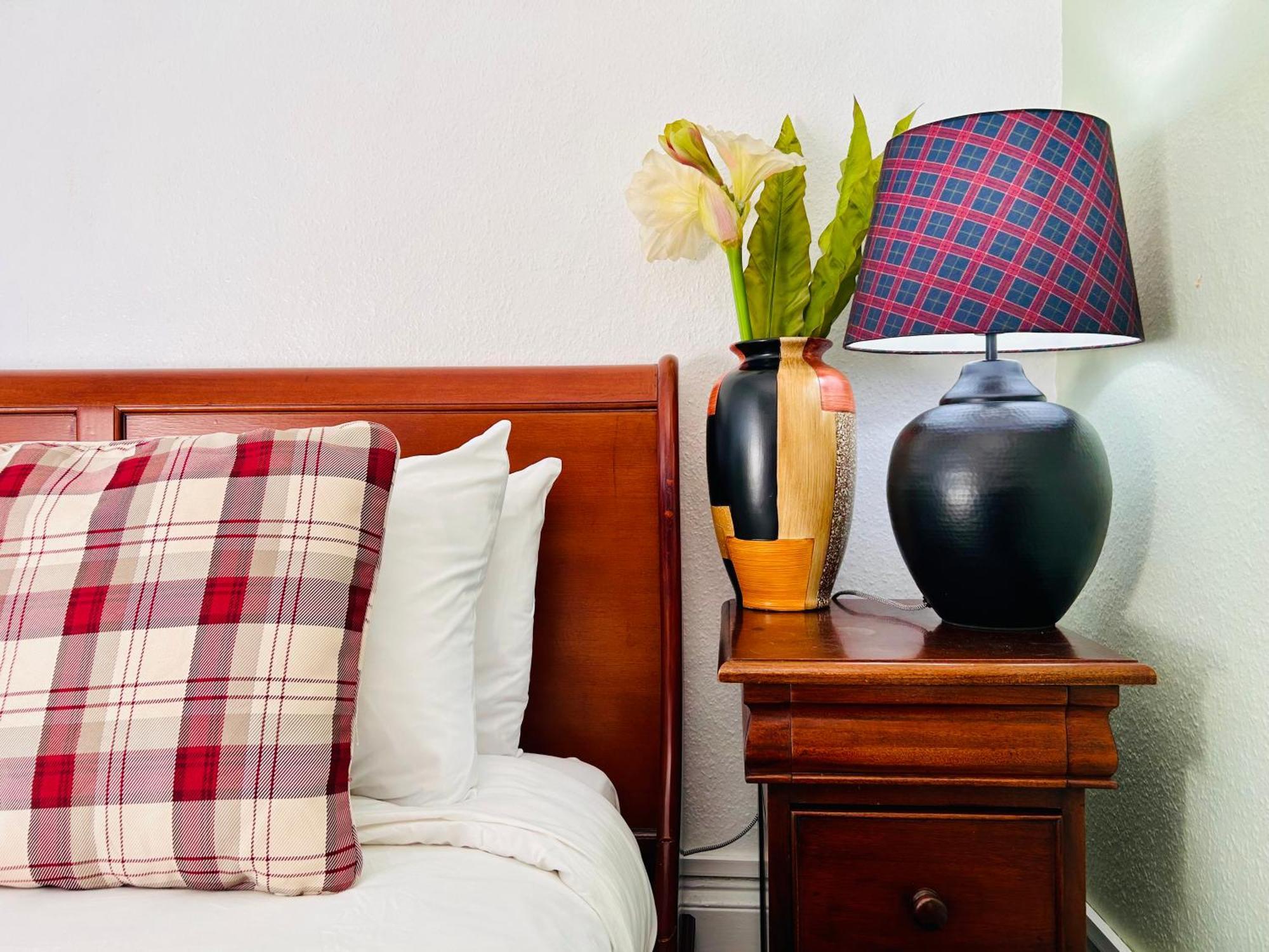 Clarence Quarters Self-Catering Guest House Portsmouth Eksteriør billede