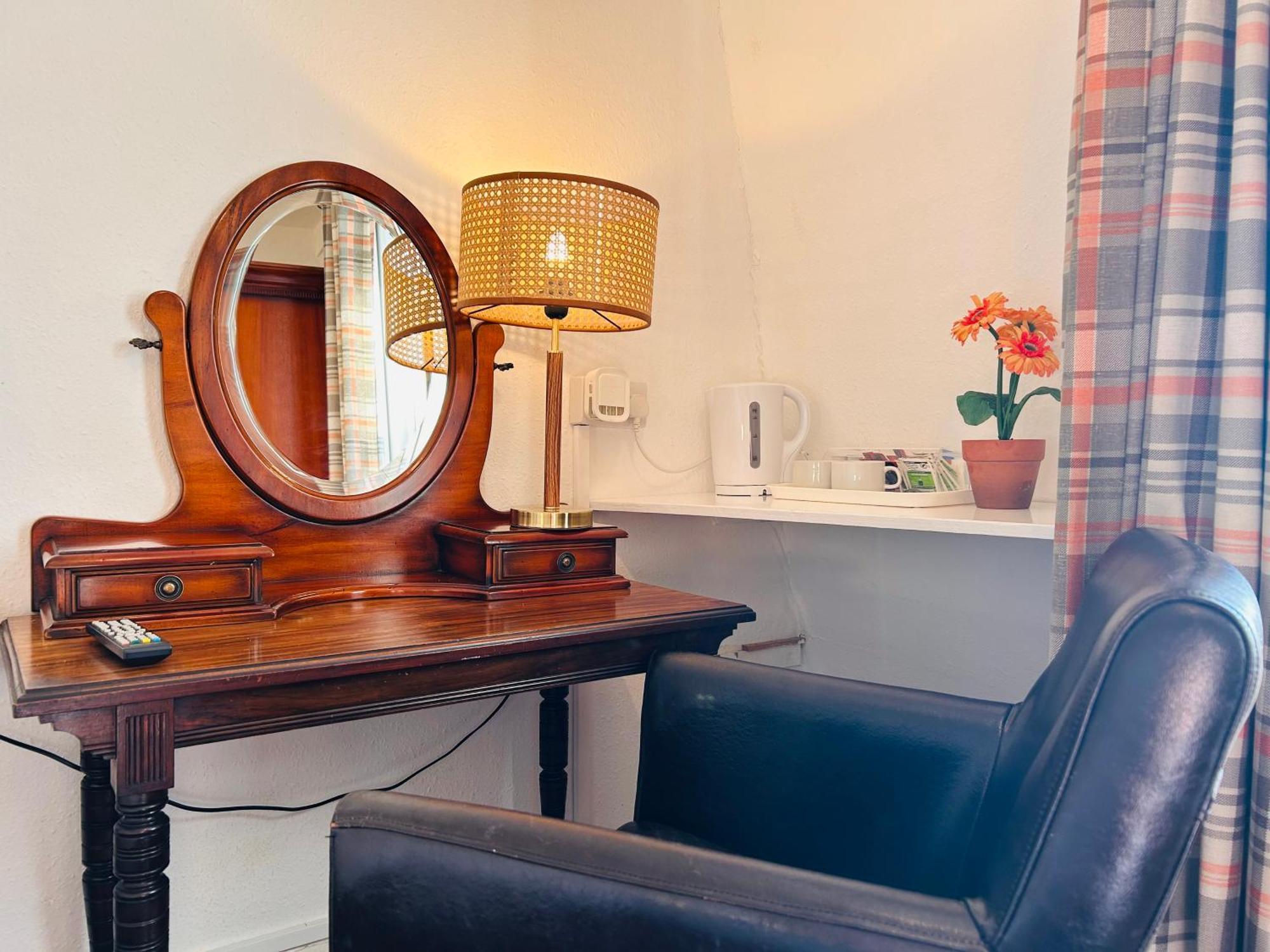 Clarence Quarters Self-Catering Guest House Portsmouth Eksteriør billede