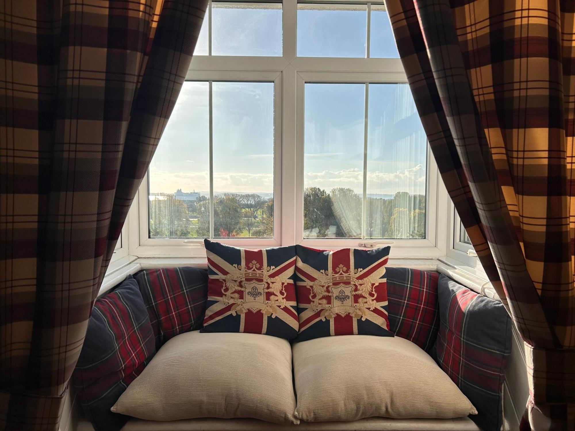 Clarence Quarters Self-Catering Guest House Portsmouth Eksteriør billede